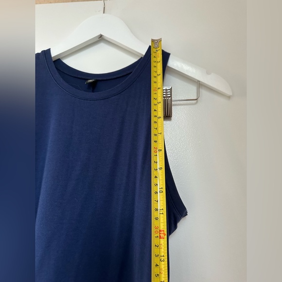 Blue uniqlo swing dress in super comfy fabric - Picture 2 of 7